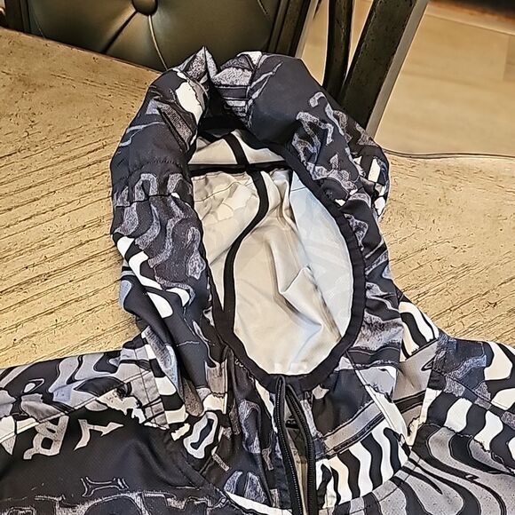 Mens Adidas the run hooded jacket size XL - Picture 2 of 13